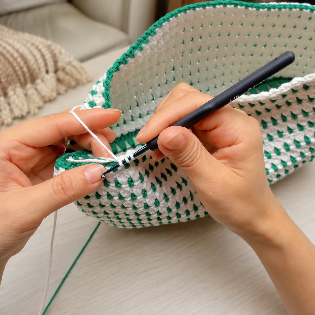 Geometric Pattern Crochet Tote Bag DIY Kit